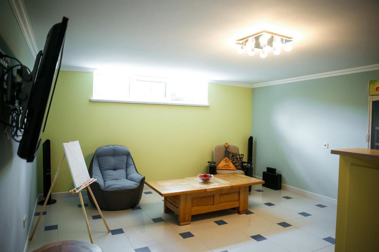 Хостелы Sweet Home Hostel / Guest House Черновцы-34