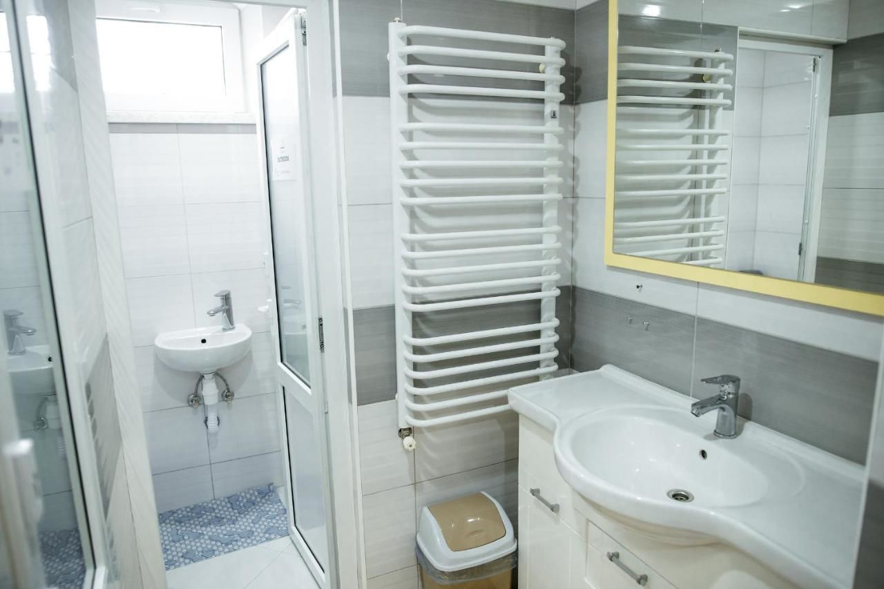 Хостелы Sweet Home Hostel / Guest House Черновцы-41