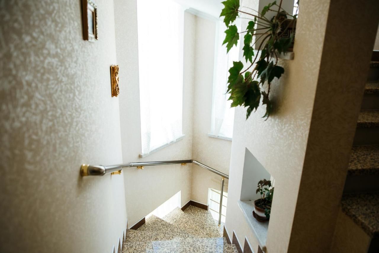 Хостелы Sweet Home Hostel / Guest House Черновцы-44
