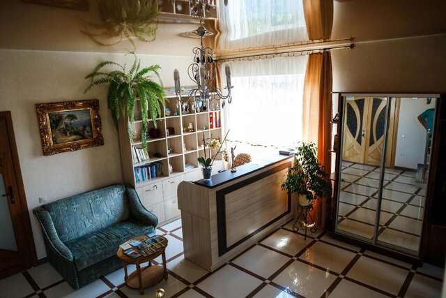 Хостелы Sweet Home Hostel / Guest House Черновцы-18