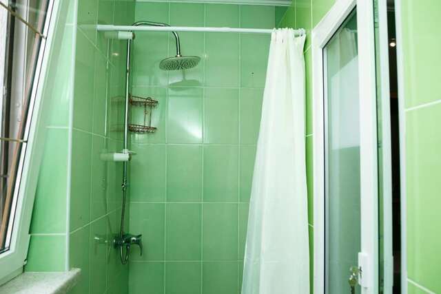 Хостелы Sweet Home Hostel / Guest House Черновцы-36